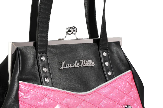 BLACK & WINKLE PINK SPARKLE FEMME FATALE KISS LOCK